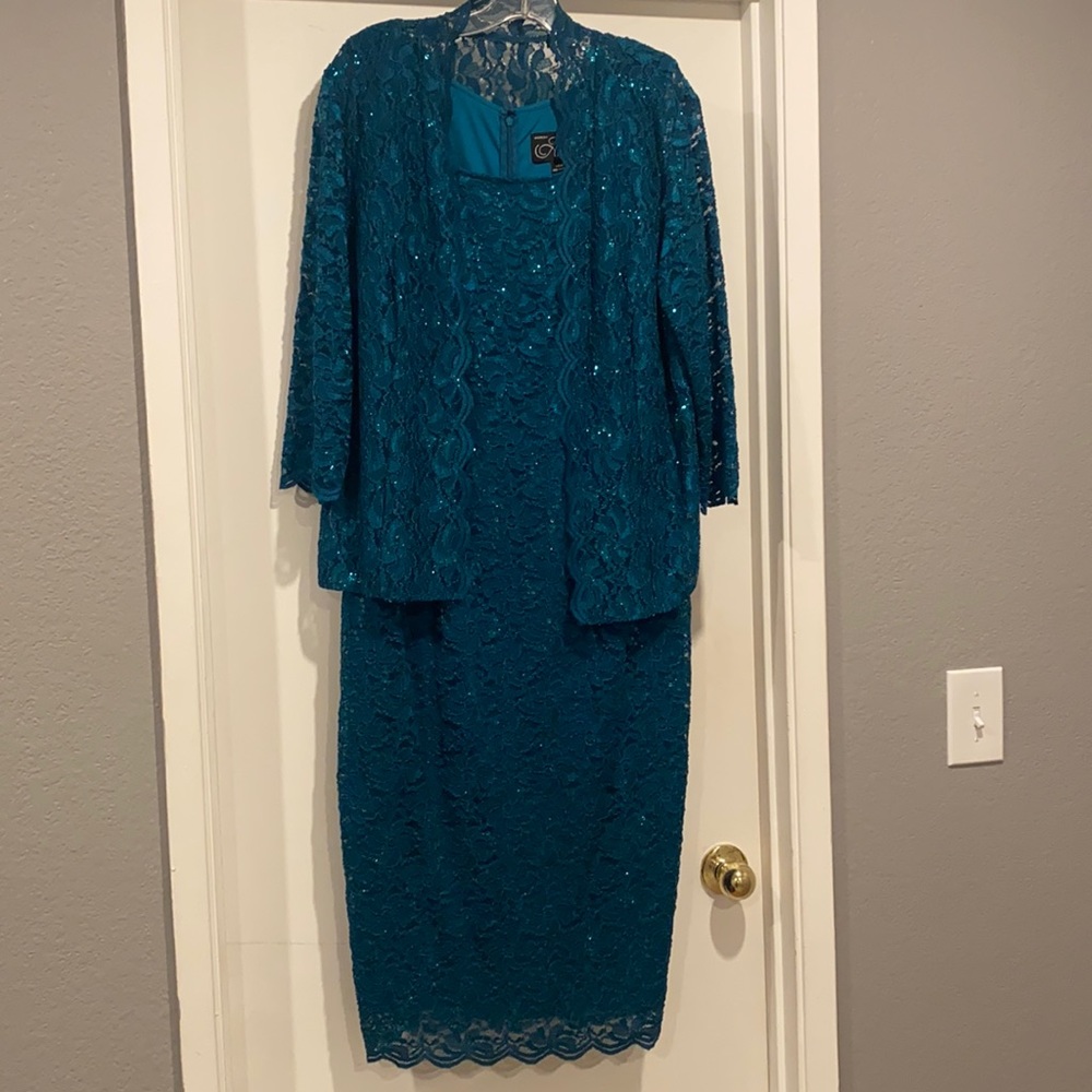 Alex Evenings size 14w detachable cover color sparkling aqua blue